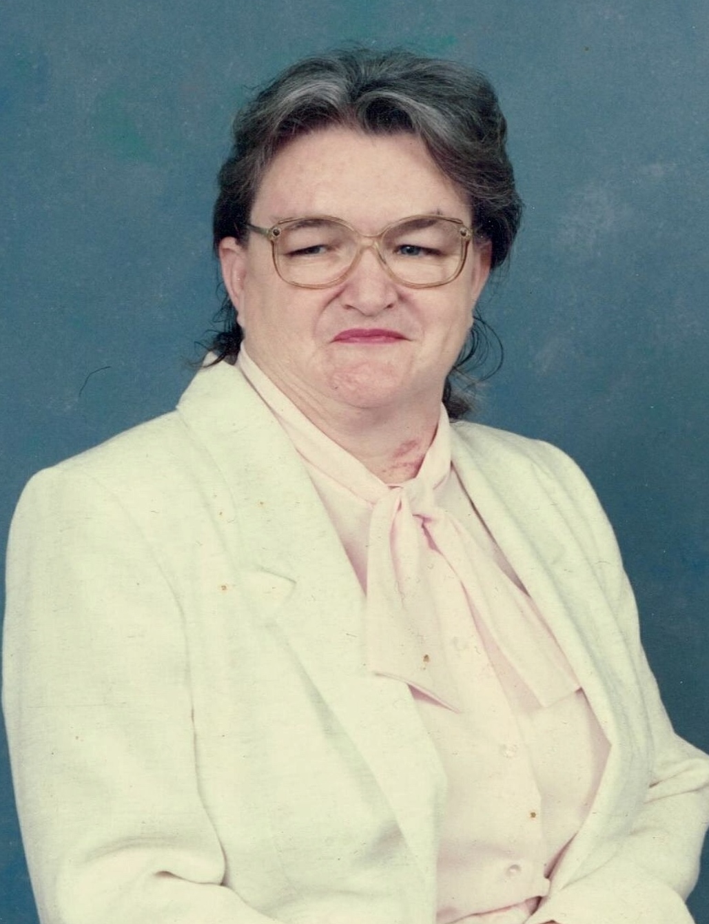 Obituary of Carolyn L. Goins Funeral Homes & Cremation Services